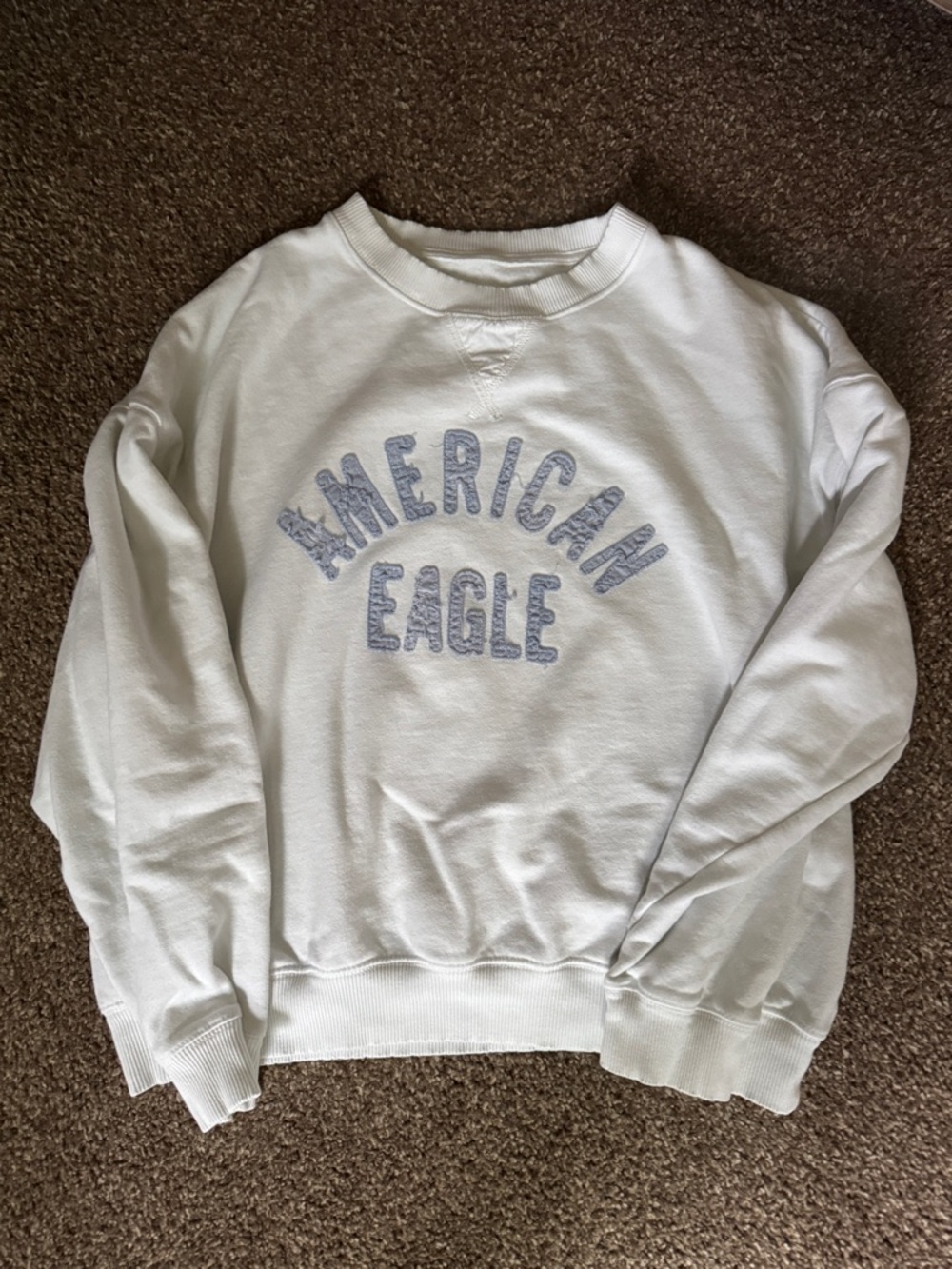 American Eagle Outfitters Women’s White Crewneck Sweatshirt with Light Blue Logo